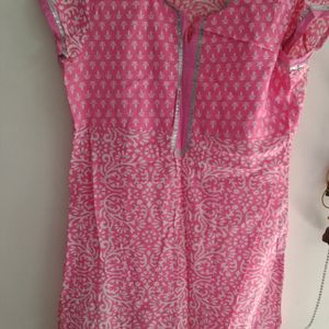 Beautiful Pink Kurti M Size.