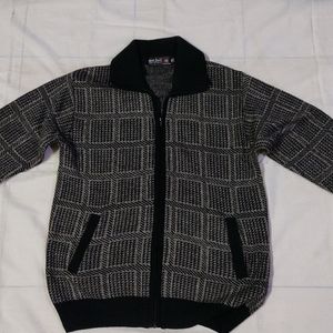 Black L Jacket For Winters