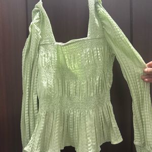 Green Kazo Top In  Very Good Condition