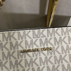 Micheal Kors Bag 💼