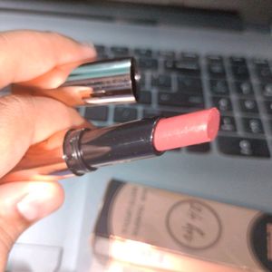 Insight 24 hrs Lipstick