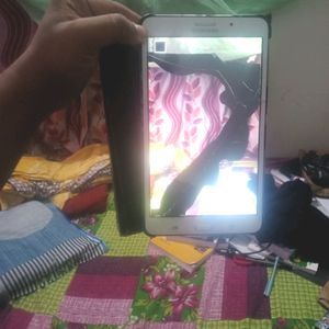 Samsung Galaxy Tab 4 7.0 (3G) Display Problem