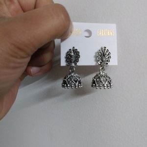 A Pair Of Small Jhumkas