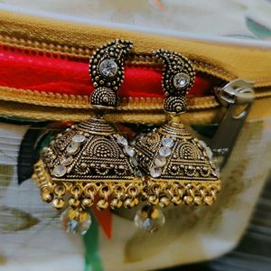 Golden Jhumkaas