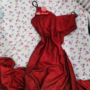 Sale 930 Only Red Classy Gown
