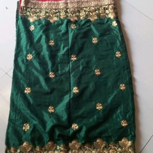 Red And Green Combo Saree With Gift 🎁🎁🎁🎁