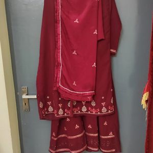 Women Dress For Wedding Anniversary