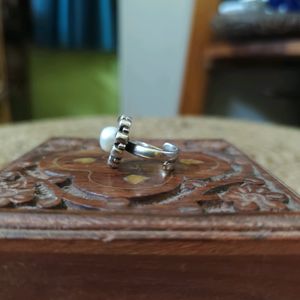 92.5 Pure Silver Ring With Original Pearl