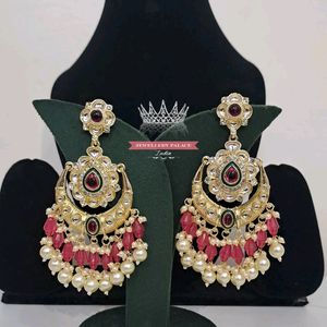 Beautiful Party Wear Earrings.