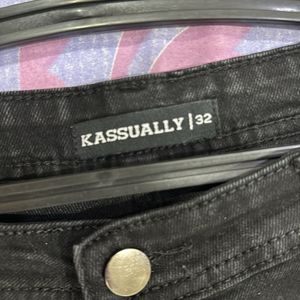 Kassually Black Bootcut Jeans