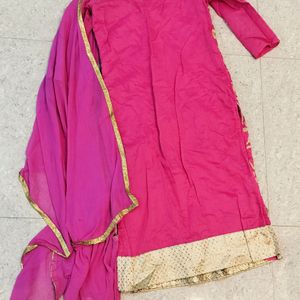 Kurta Set With Churidar Pajama