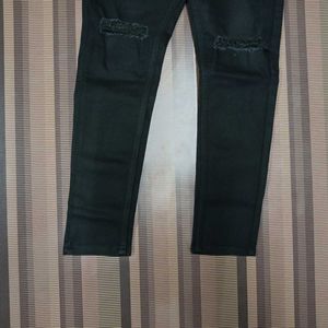 Y-64 Size 30 Slim Fit Women Denim Jeans