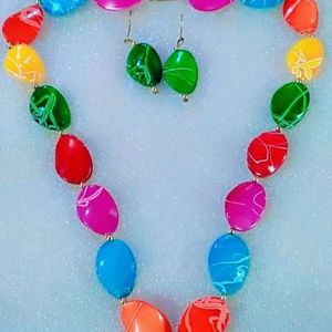 Multicolor Neckless With Short Earings