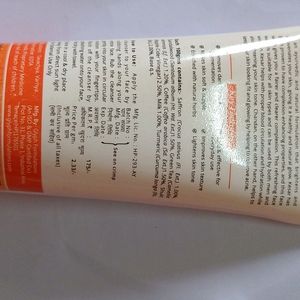 Kesar Chandan Face Wash