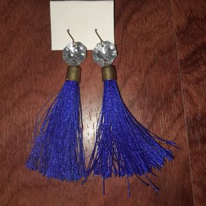 Blue Treat Tassel Earrings