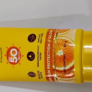 Mamaearth Vitamin C Daily Glow Sunscreen