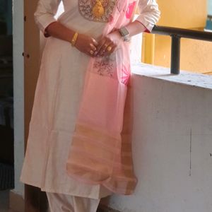 Ethnic Wear Combo Kurta Set