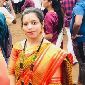 Yellow Saree With Blouse