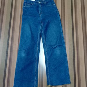 W-93 Size 28 Straight Women Denim Jeans