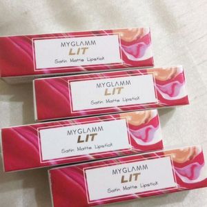 4pc matte Lipsticks MYGLAMM new