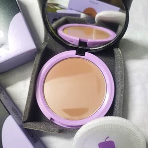 Plum Compact Legit Matte SPF 15