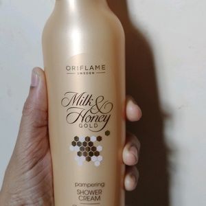 Pampering Shower Creammilk & Honey