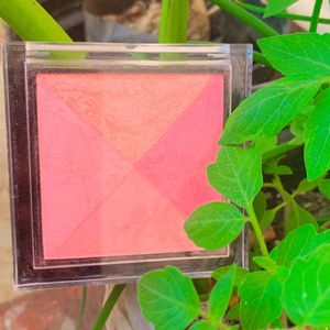 🎀Swiss Beauty Blush And Highlighter🎀