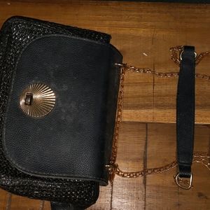 WOMEN SIDE BAG