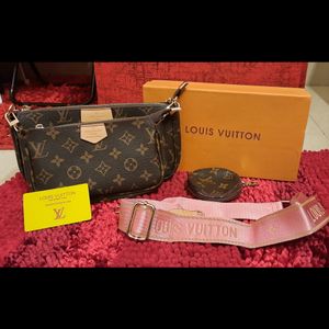 LOUIS VUITTON SLING BAG