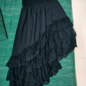 Gothic Chic Fluffy Embroidery Skirt Large