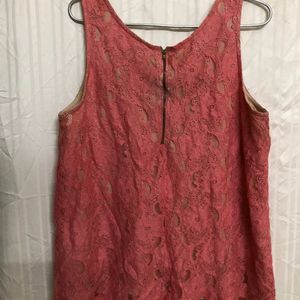 H&M Sleevless Lace Top