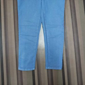 Y-69 Size 32 Slim Fit Women Denim Jeans