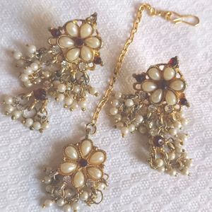 Earrings And Mangtika