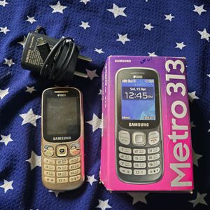 Samsung Metro 313 Mobile with Charger