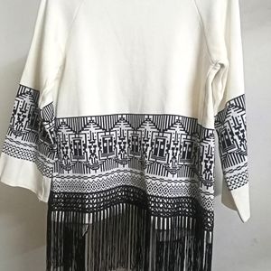 Off White Shrug With Fringes