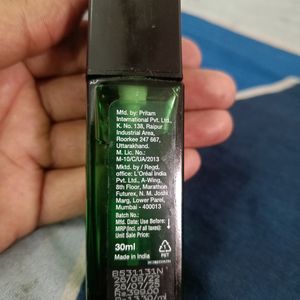 A Garnier Men Beard & Moustache Oil