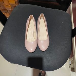 New Pumps/ Heeled Bellies (pinkish Beige Color)