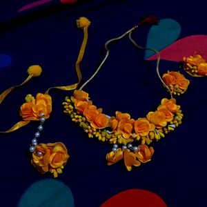 Flower Jewellery Set For Haldi Function