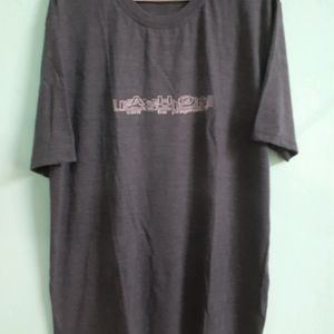 T-shirt round neck