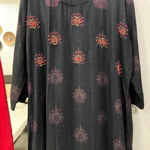 Combo - Black Kurta With Red Leggings