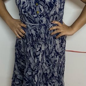 Navvy Blue Sleeveless Midi With Collar For Woman