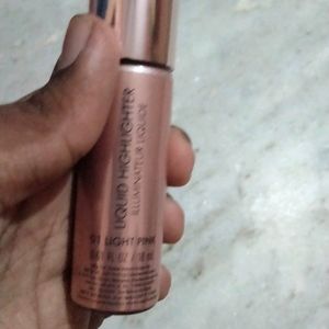 Swiss Beauty Liquid Highlighter