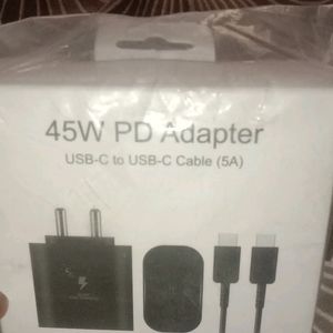 A 45w   SAMSUNG Adaptor And Cable