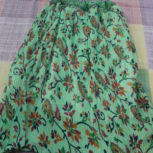 Knee Lenght Green Floral Skirt