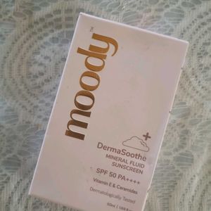 Moody Mineral Fluid Sunscreen