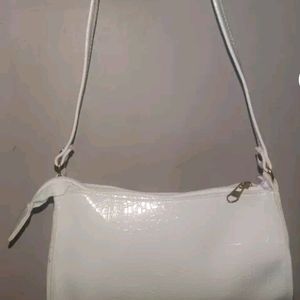 new white sling bag