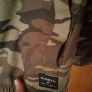 Stylish Army Print Fleece Jacket