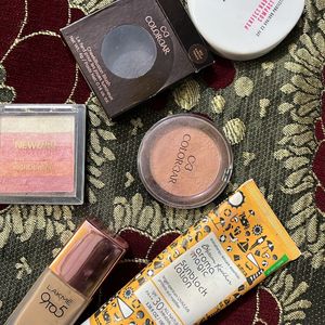 Lakme Blush Foundation Sunscreen