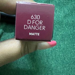 Mac (Maximal) Matte Lipstick  "D FOR DANGER"