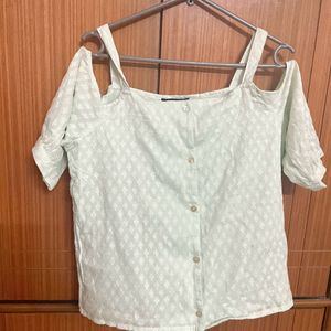 Forecer21 Cold shoulder Top